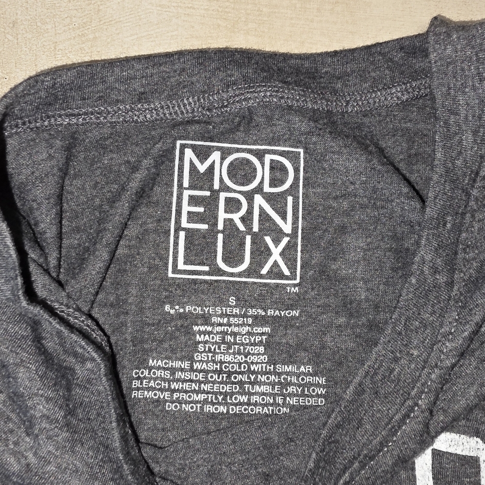Gray Dog Mom T-Shirt. Dog Mom Graphic Tee - Picture 3 of 6